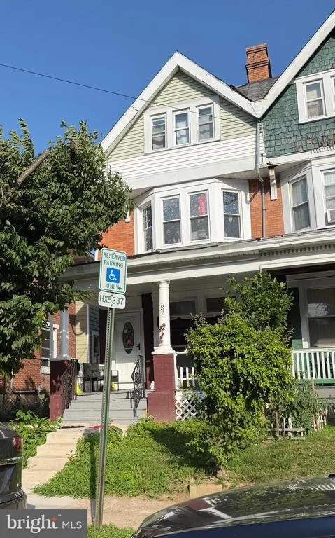 Photo of 32 DELAWAREVIEW AVENUE