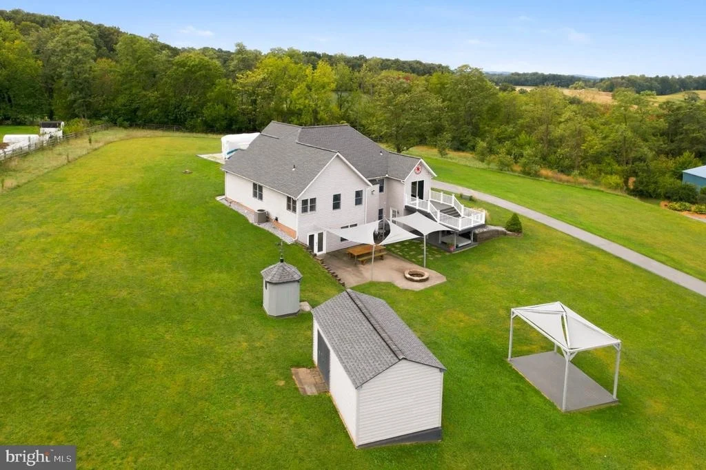 Photo of 1888 UNIONTOWN ROAD