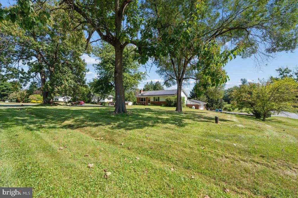 Photo of 5601 CALVERT DRIVE