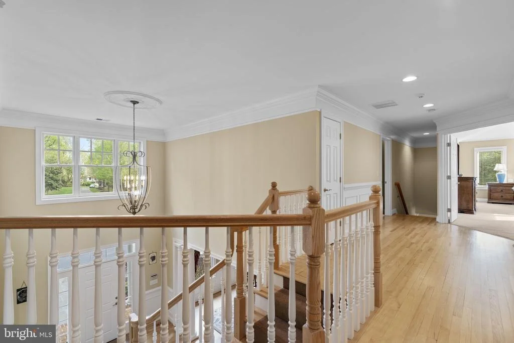 Photo of 370 EAGLE HILL ROAD