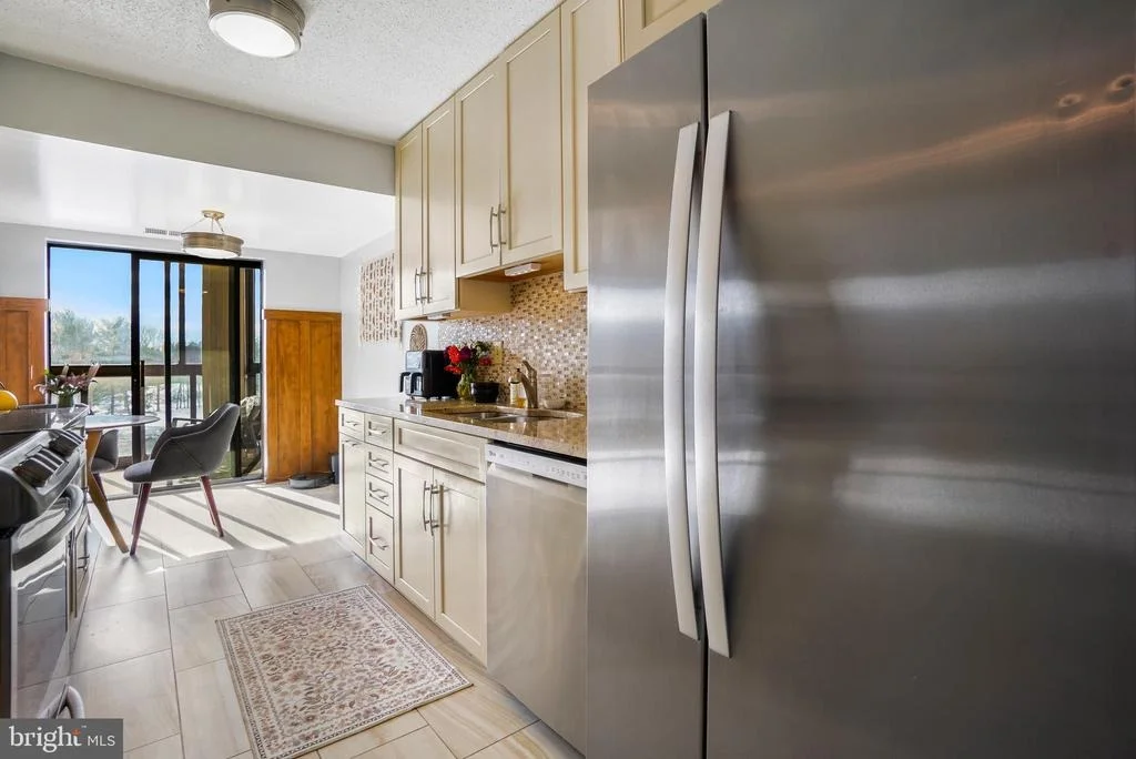 Photo of Unit 4407 at 15100 INTERLACHEN DRIVE