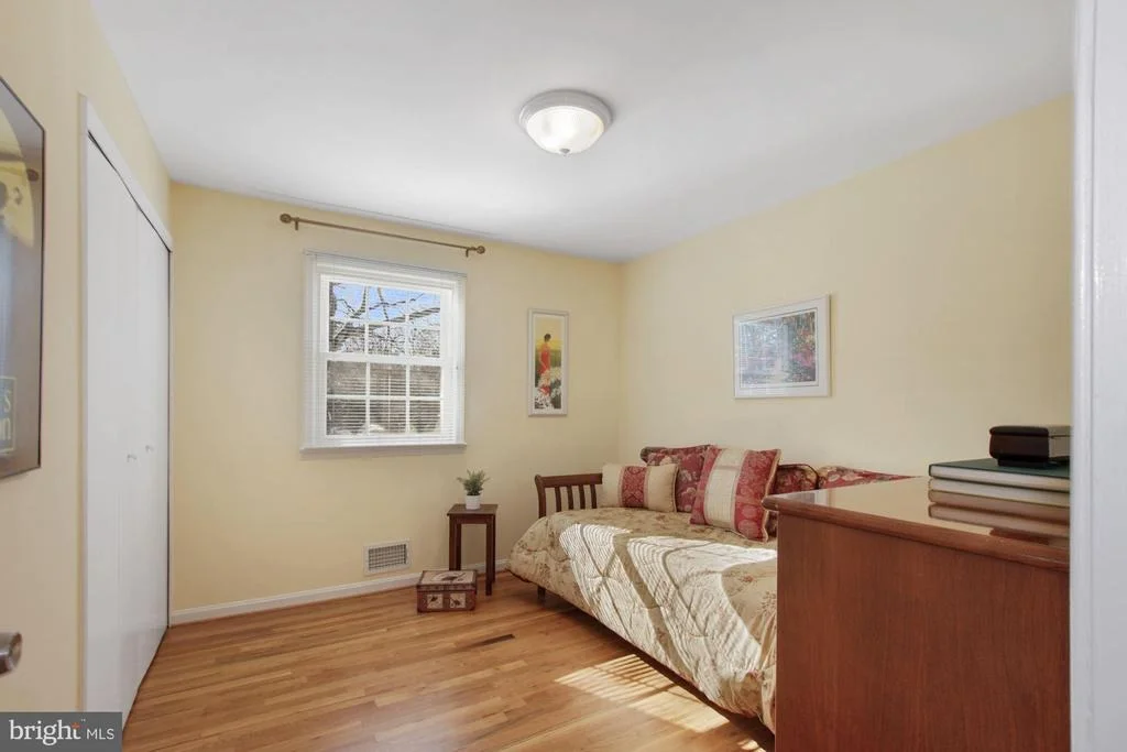 Photo of 11701 GREENLANE DRIVE
