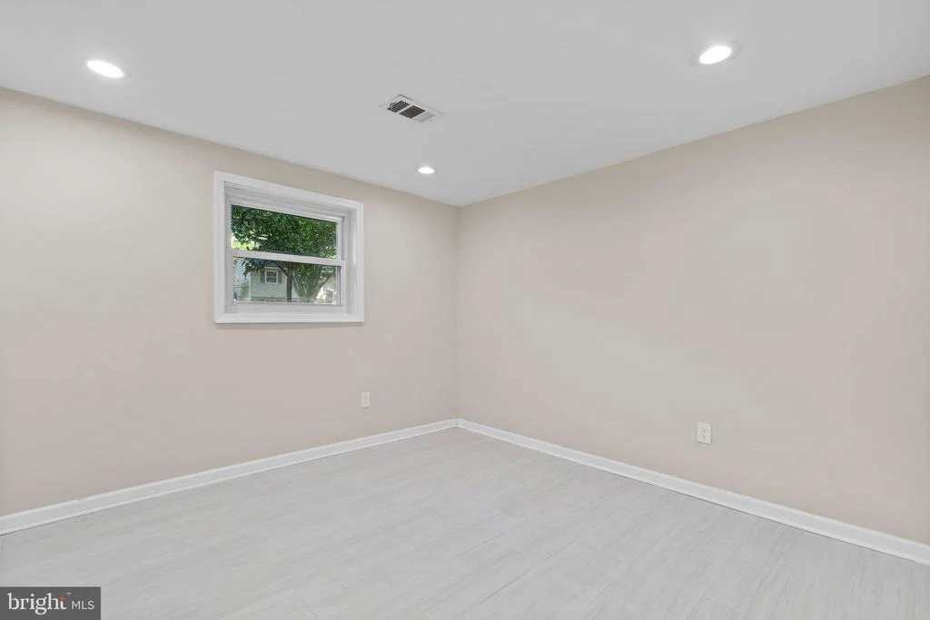 Photo of 3024 TARPON ROAD