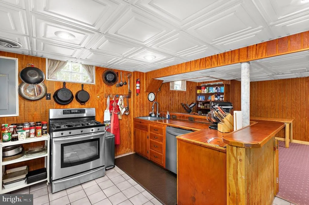 Photo of 545 FOREST VIEW ROAD