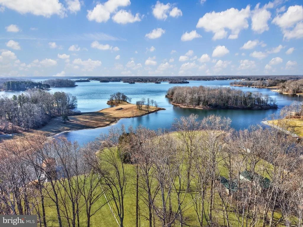 Photo of 11800 DUKES DRIVE