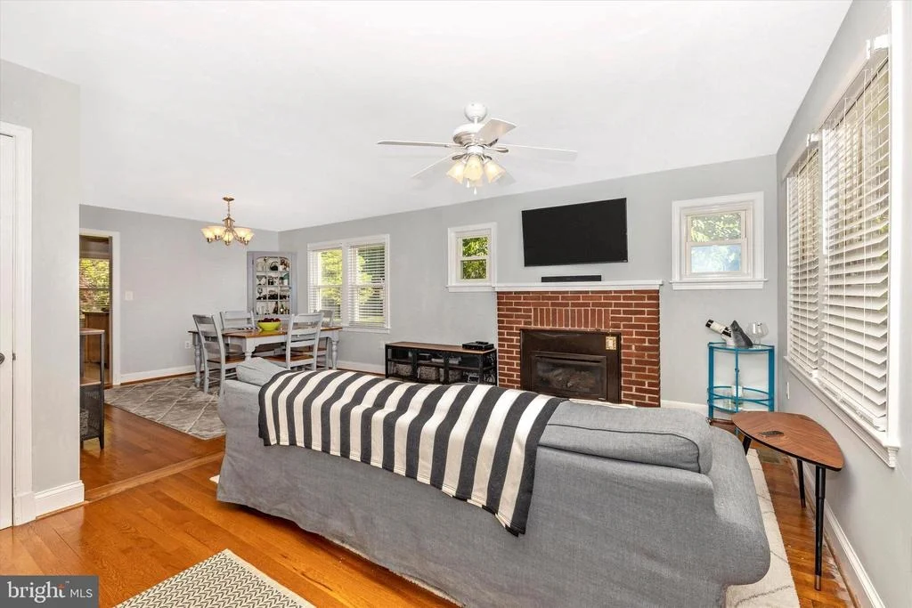 Photo of 25216 OAK DRIVE