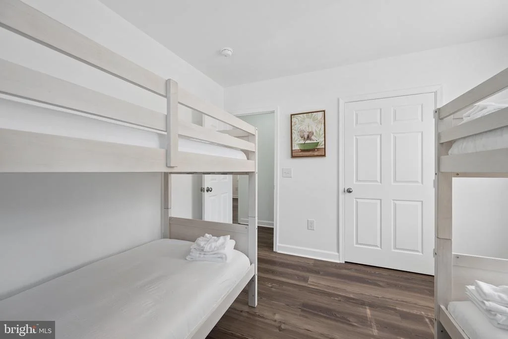 Photo of 456 DEALE ROAD