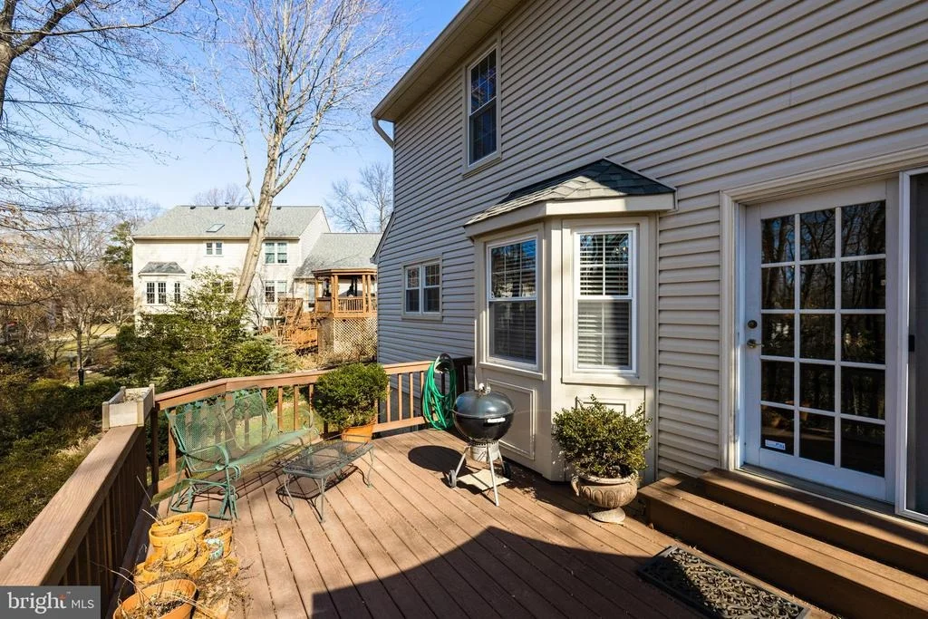 Photo of 7802 LAKELAND VALLEY DRIVE