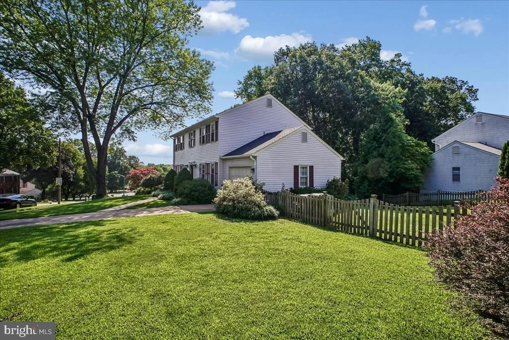 Photo of 9357 CHESTNUT KNOLLS DRIVE