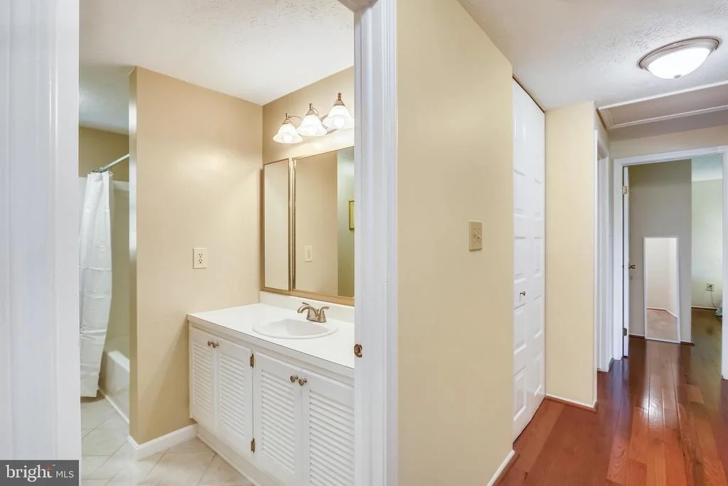 Photo of 9301 HUNTMASTER ROAD