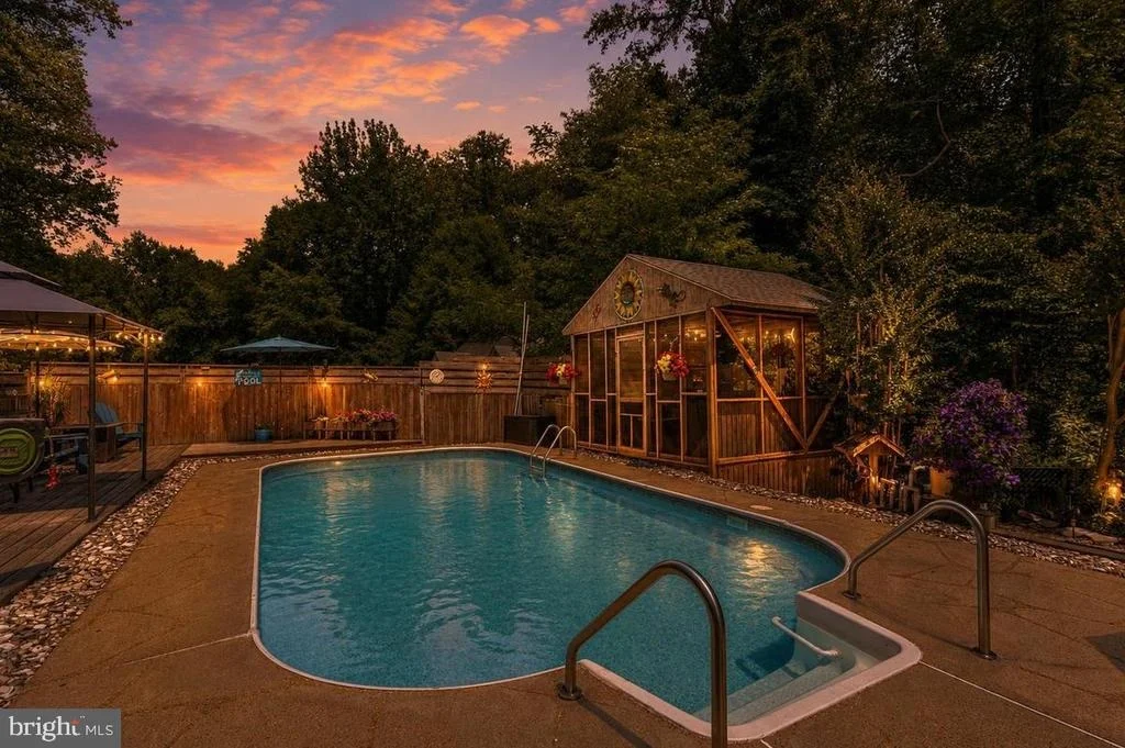 Photo of 9017 MEGAN CIRCLE
