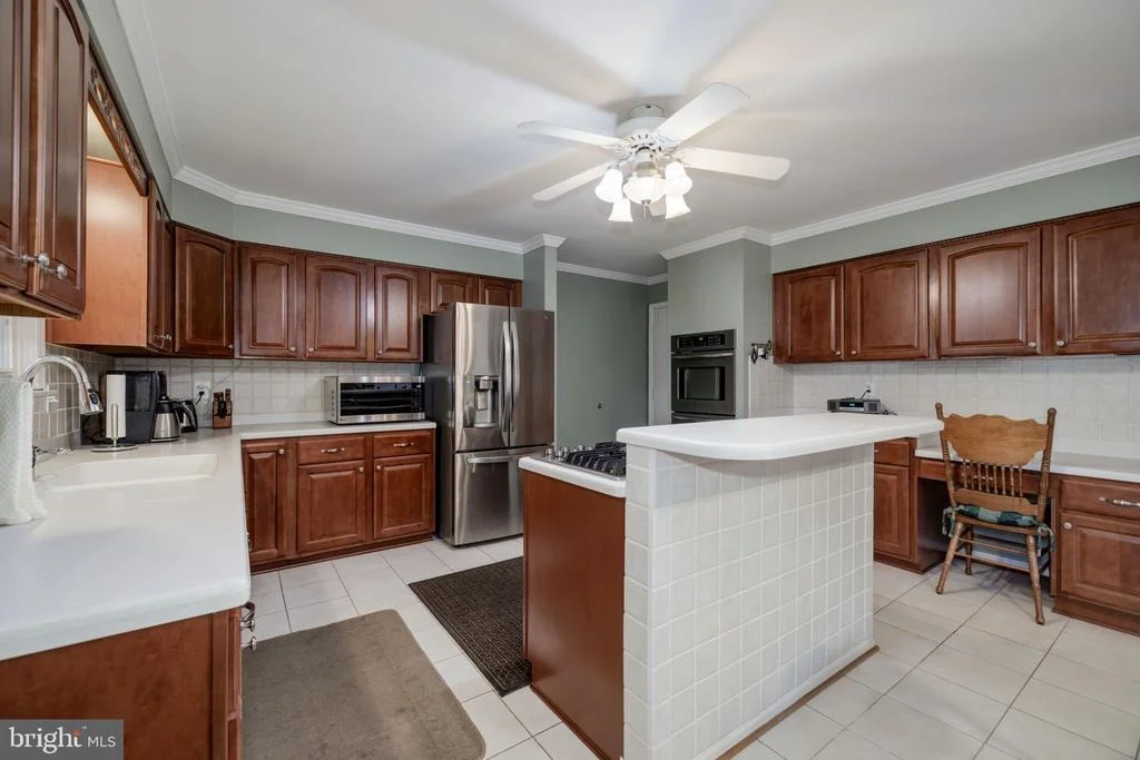 Photo of 6929 SPANKER DRIVE