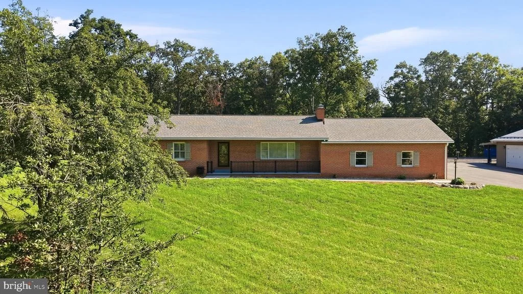 Photo of 210 JACKSON DRIVE