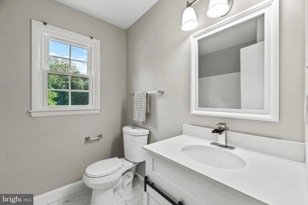 Photo of 312 STONEGATE DRIVE