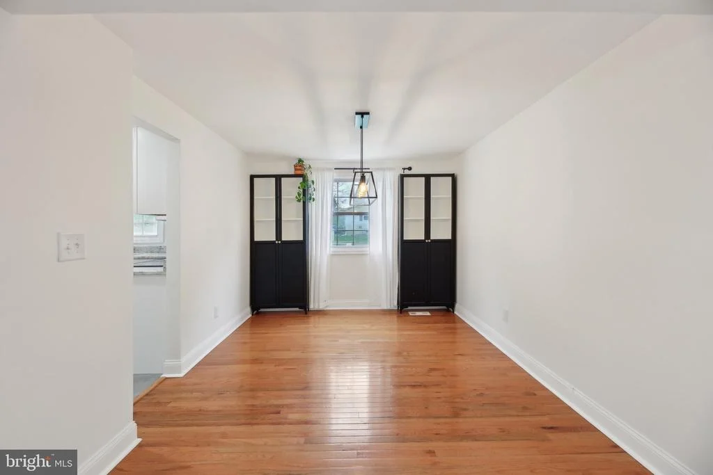 Photo of 1844 MILLSTREAM DRIVE