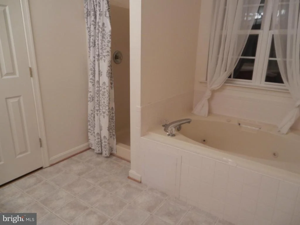 Photo of 7044 HEATHER DRIVE