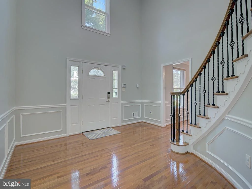Photo of 11769 HOLLYVIEW DRIVE