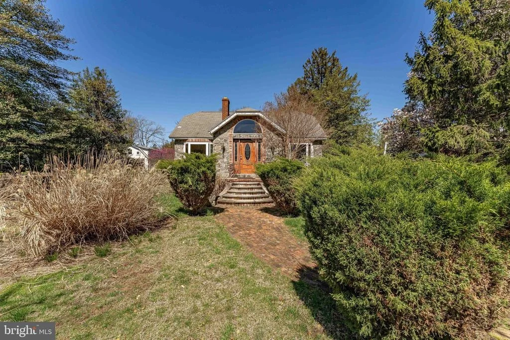 Photo of 537 RED FOX LANE