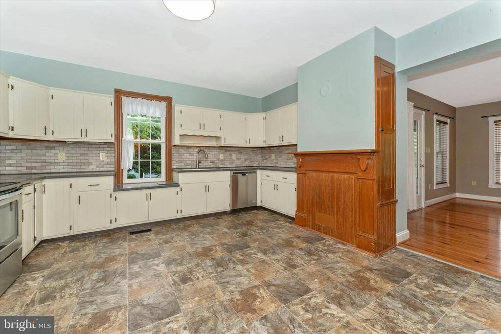 Photo of 44 MAPLE AVENUE