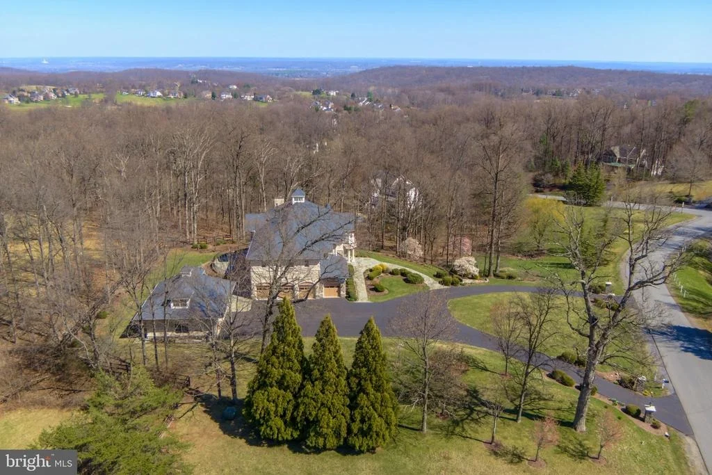 Photo of 40436 BEACON HILL DRIVE