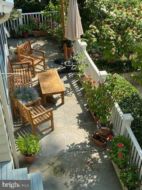 Photo of 7109 MEADOW LANE