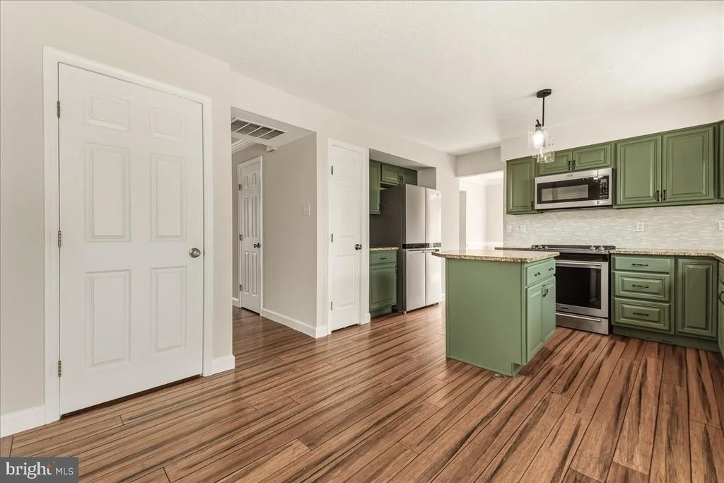 Photo of 623 ANGELWING LANE