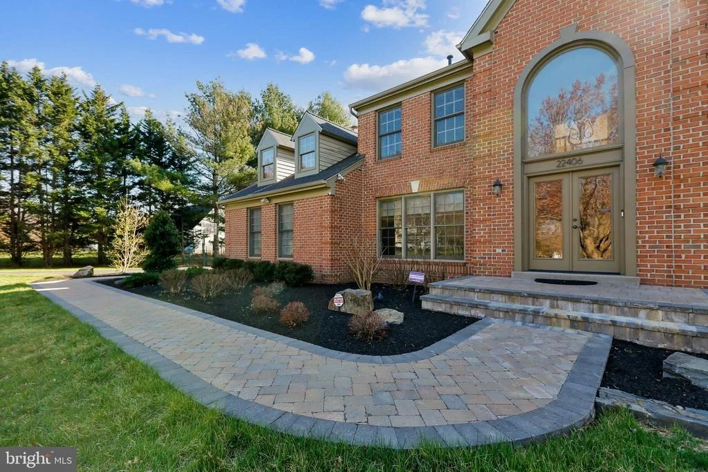 Photo of 22406 SWEETLEAF LANE