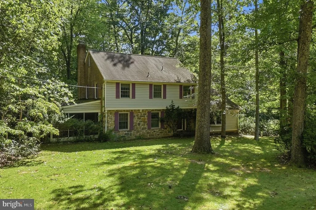 Photo of 17517 SKYLINE DRIVE