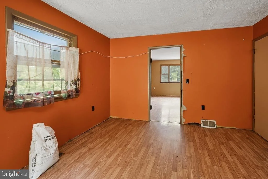 Photo of 828 LEE ROAD