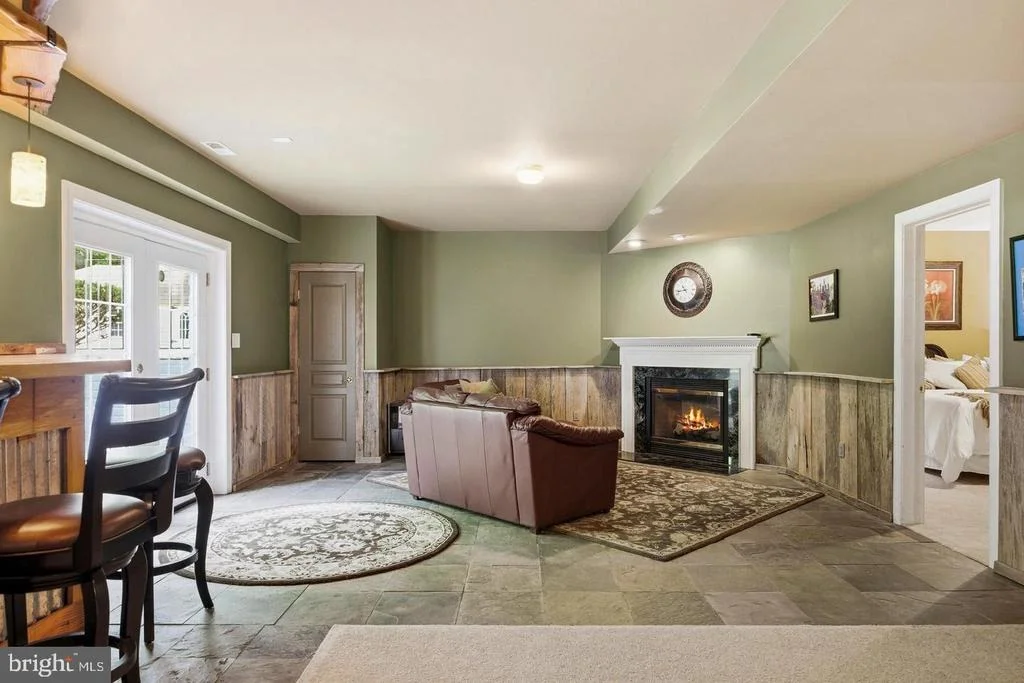 Photo of 3820 LEAFCREST COURT
