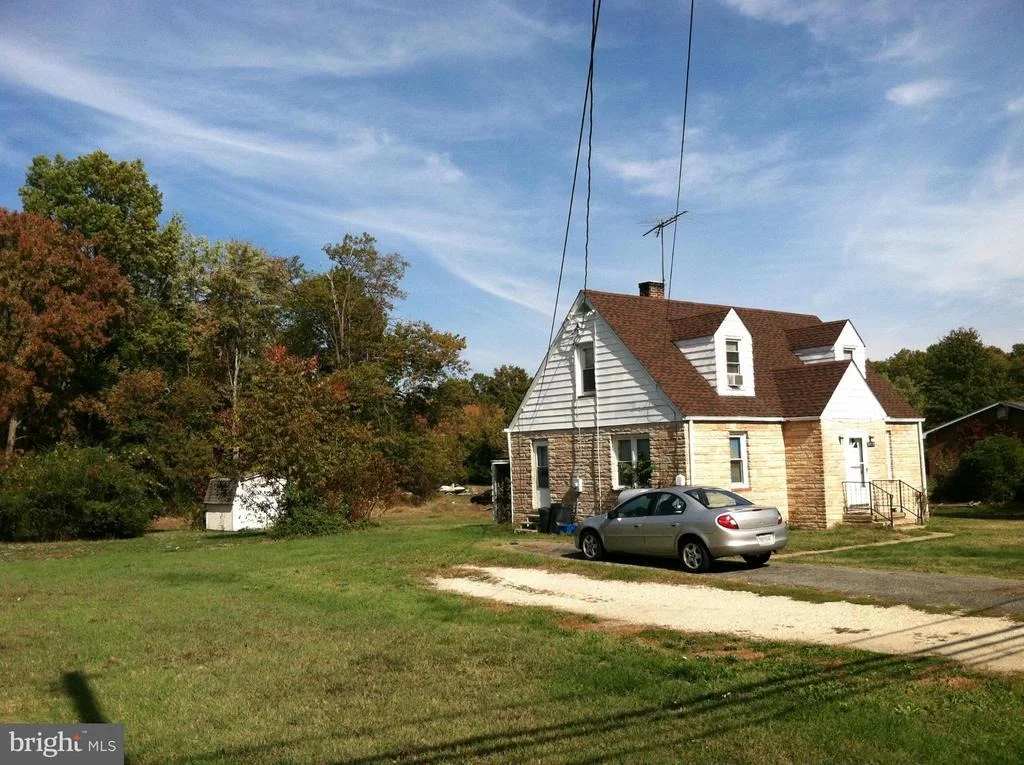 Photo of 24 LYONS WAY