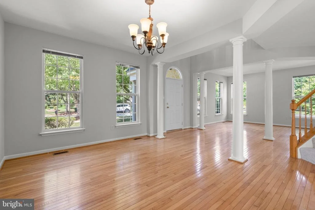 Photo of 18015 COACHMANS ROAD