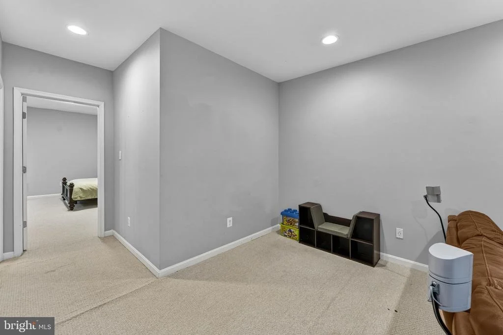 Photo of 42758 GLENSIDE DRIVE