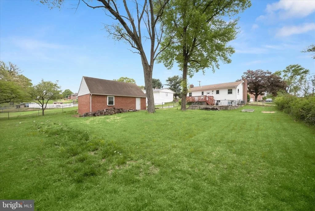 Photo of 7403 LOCUST DRIVE