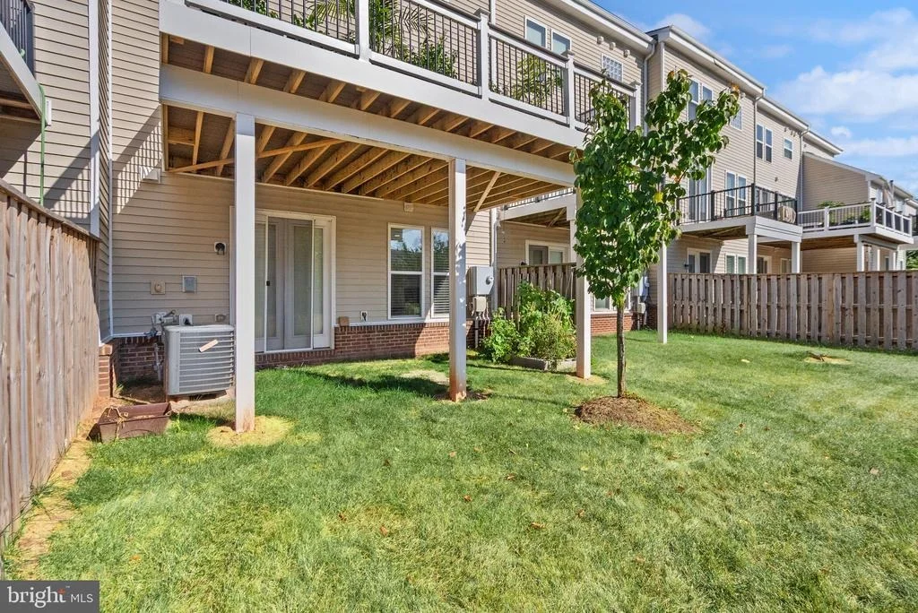 Photo of 23491 EPPERSON SQUARE