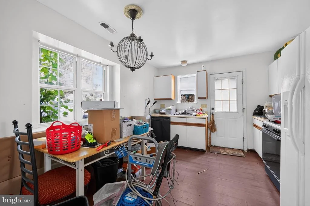 Photo of 401 MELVIN AVENUE