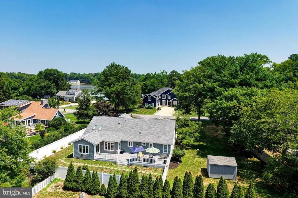 Photo of 30860 EDGEWATER DRIVE