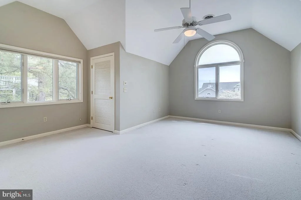 Photo of 208 POND VIEW DRIVE
