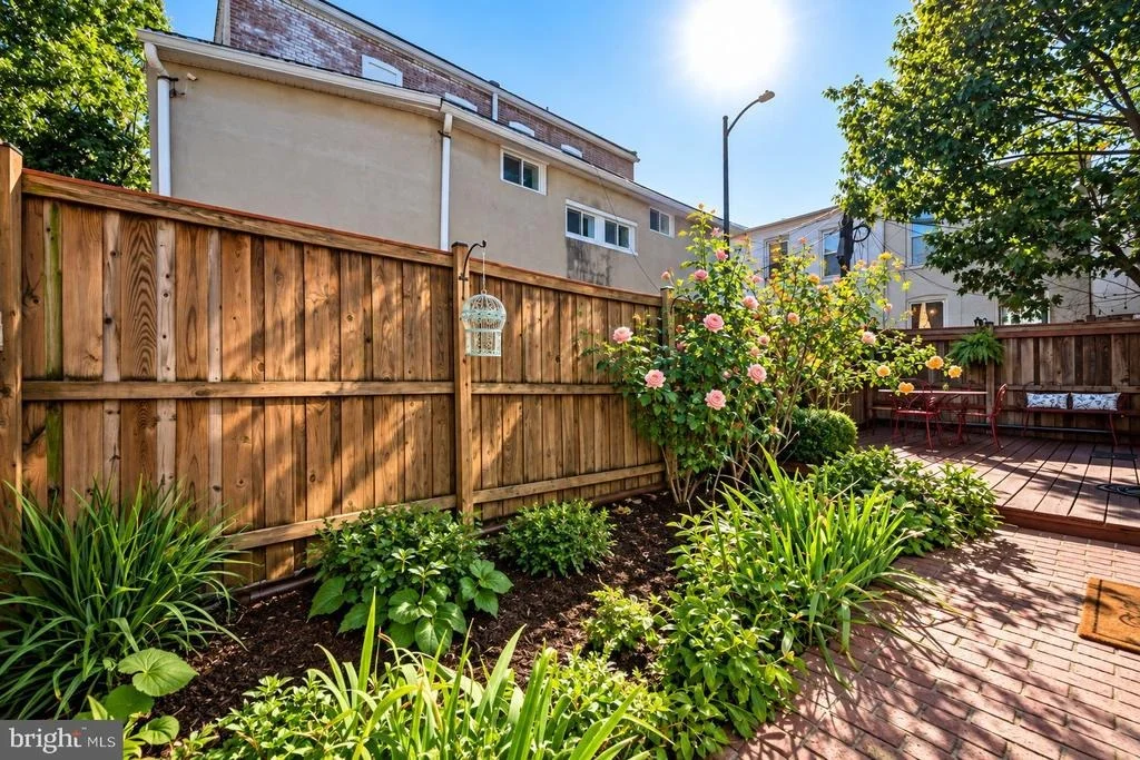Photo of 616 PICKFORD PLACE NE