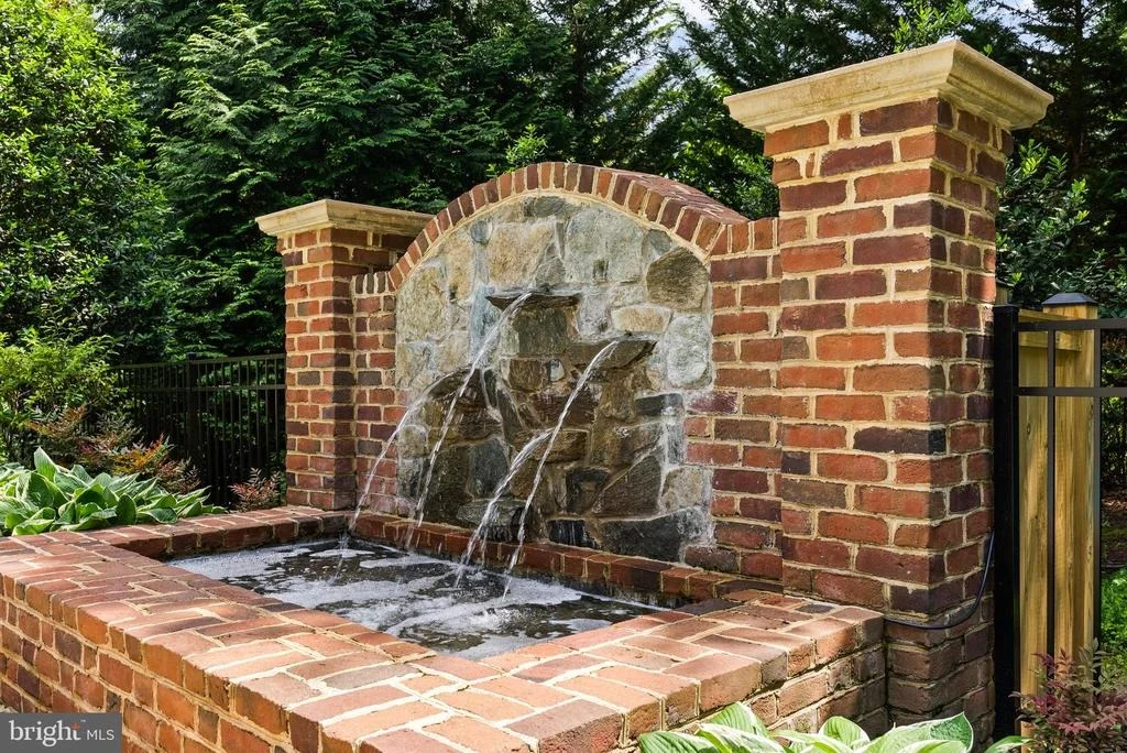 Photo of 6707 LUPINE LANE