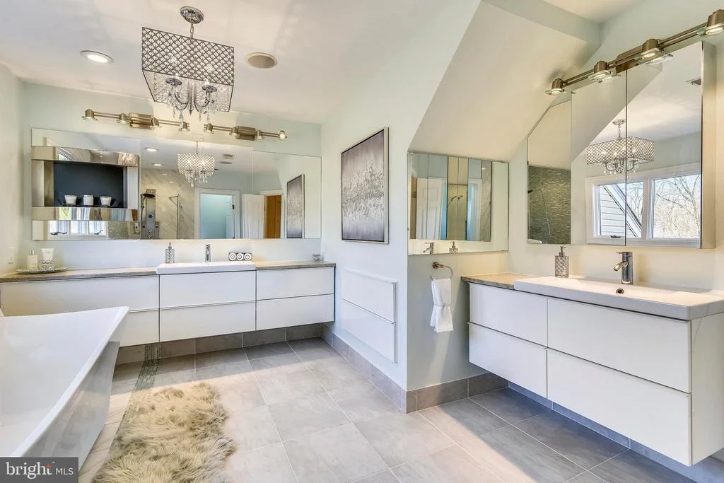 Photo of 2091 HUNTERS CREST WAY