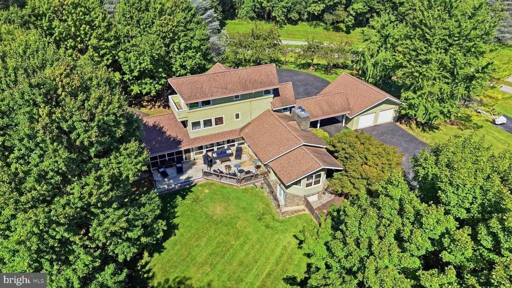 Photo of 6303 WINPENNY DRIVE
