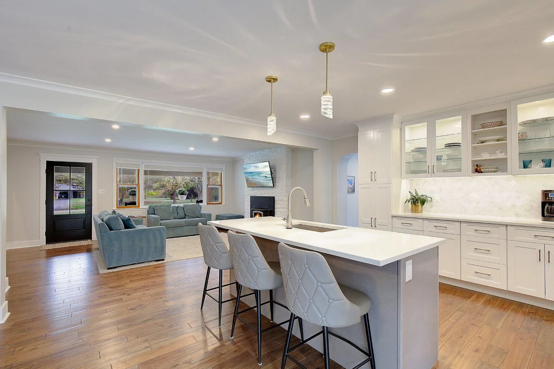 Photo of 818 CEDARCROFT DRIVE