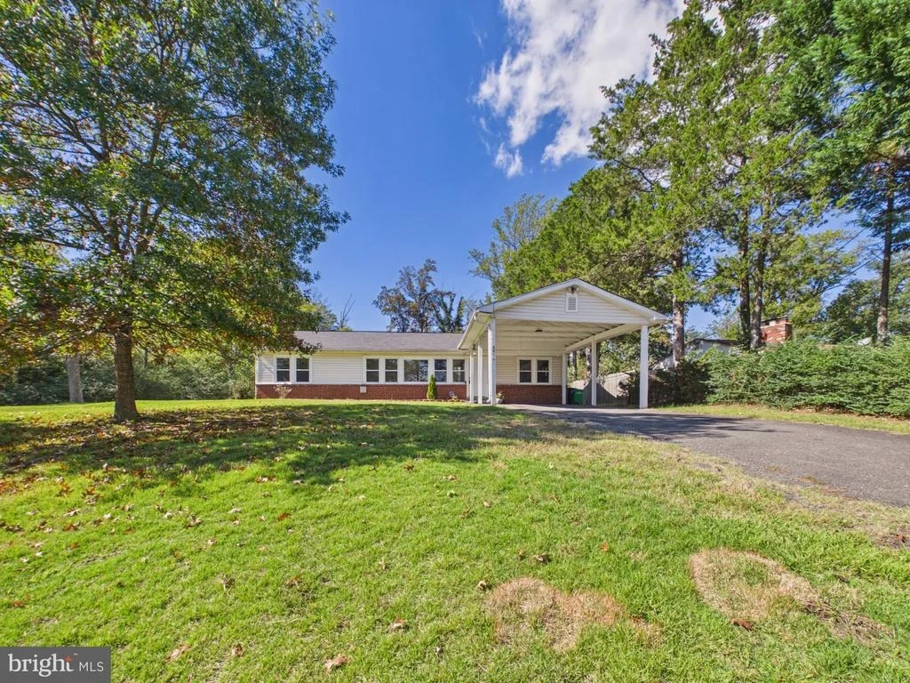 Photo of 8317 SCHULTZ ROAD