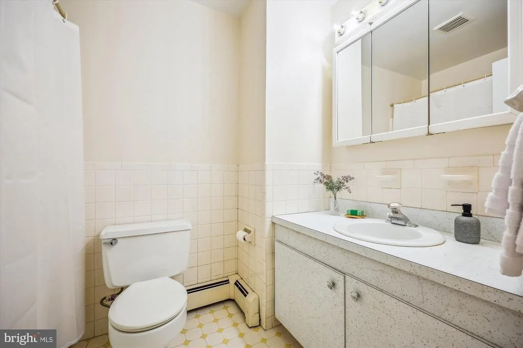 Photo of 1029 TRACY DRIVE