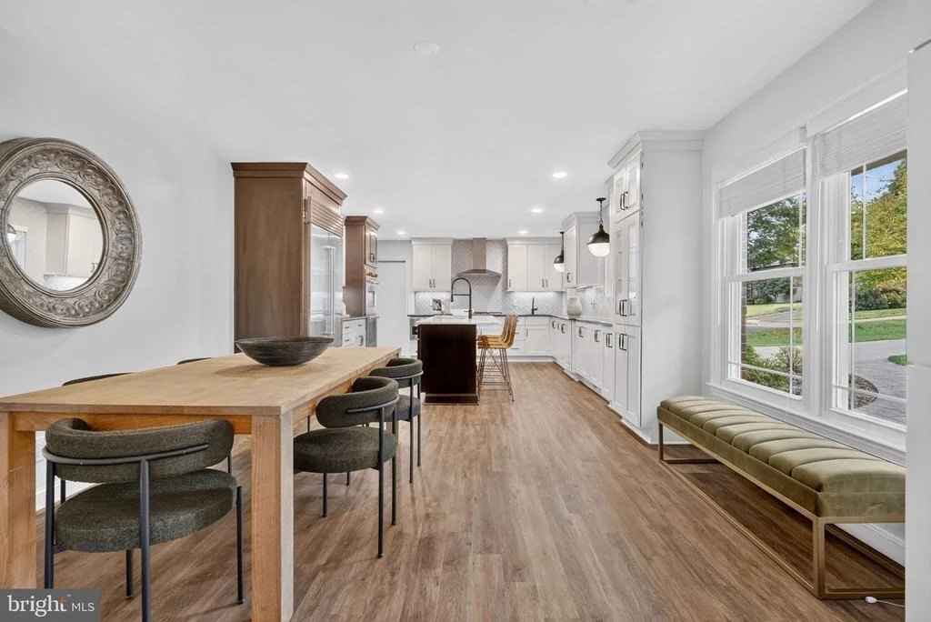 Photo of 415 CROWN VIEW DRIVE