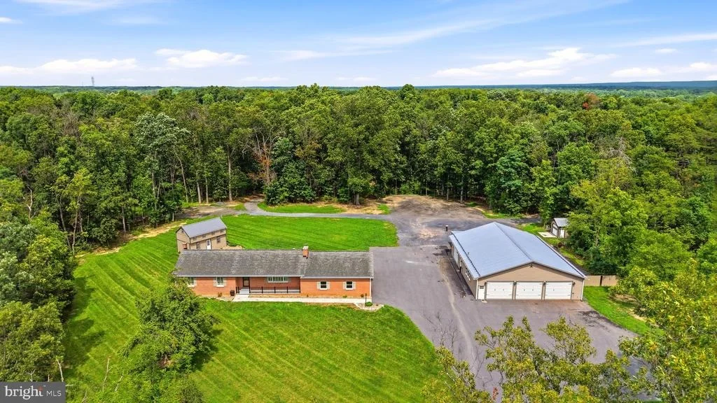 Photo of 210 JACKSON DRIVE