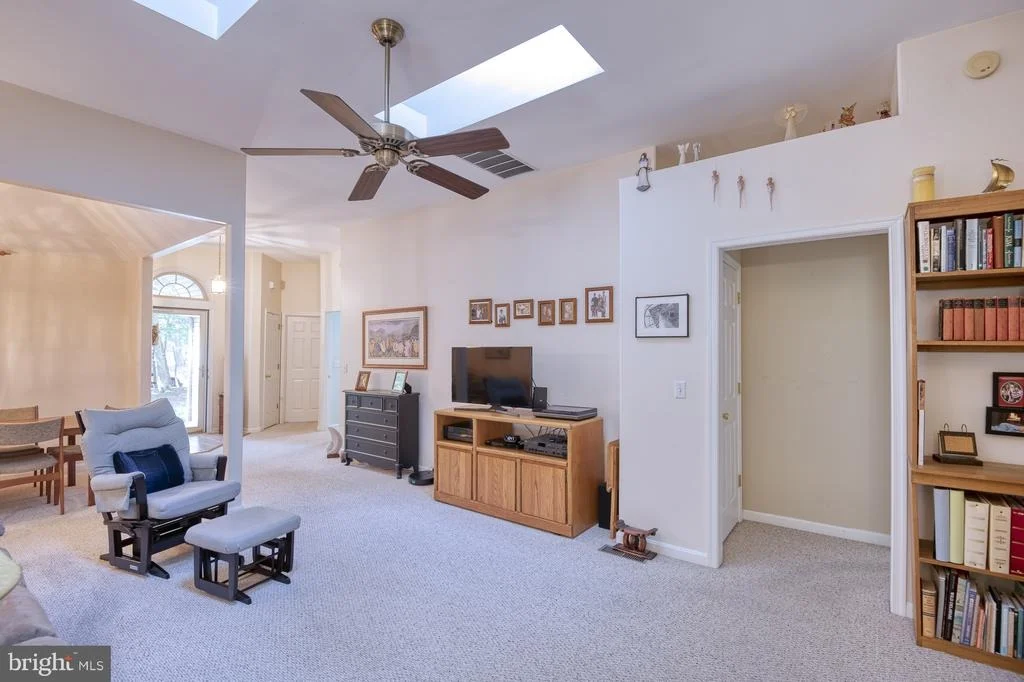 Photo of 23523 HOLLY CIRCLE