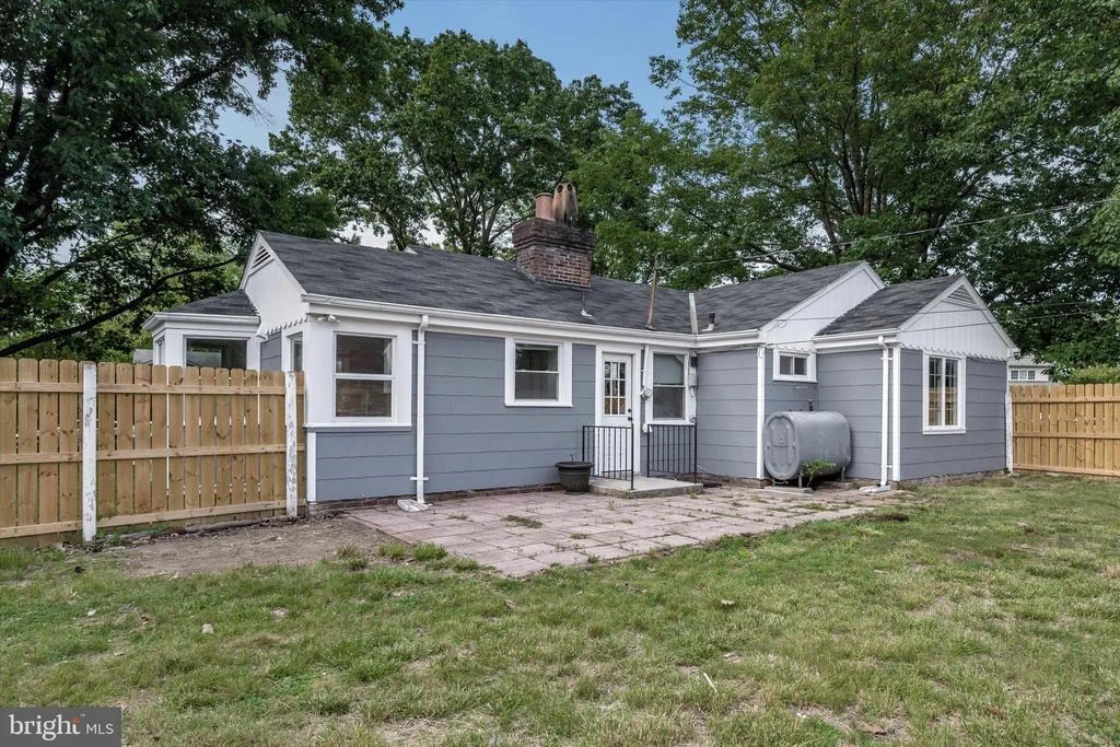 Photo of 1202 FAIRVIEW AVENUE