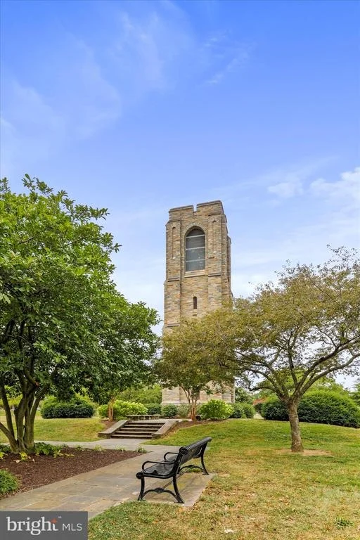 Photo of 20 MAXWELL SQUARE